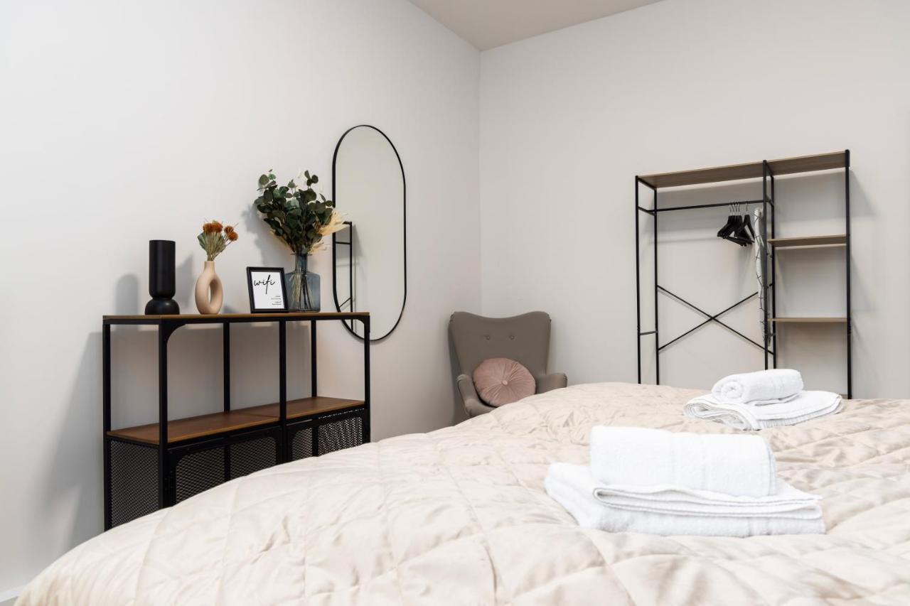Design 2r Neustadt - Garten - Elbnahe - Airport Apartment *